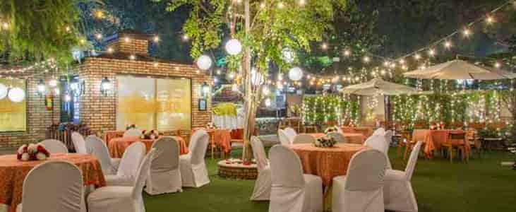 Anisa’s kitchen Catering Services is one of the best haldi Catering Services in Bangalore. Who are able to create a perfect haldi plans in a glorious diversion of services that is very much appreciated and invited among Indian weddings.